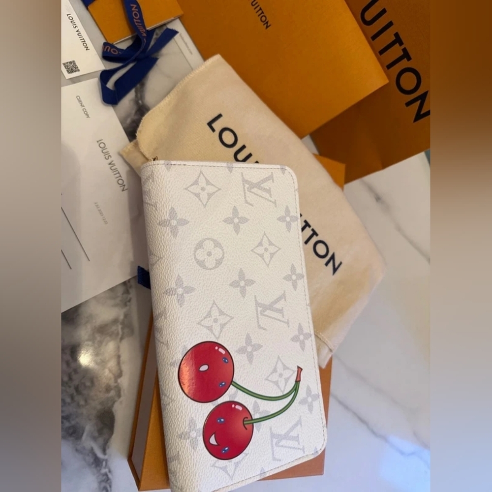 Louis Vuitton Zippy Wallet Cherry - Picture 2 of 12